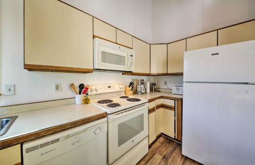 Bright Southern Shores Family Home Less Than 1 Mi to Beach - Foto 9