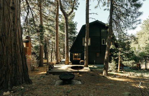 Rous Cabin Getaway Hot Tub - Foto 34