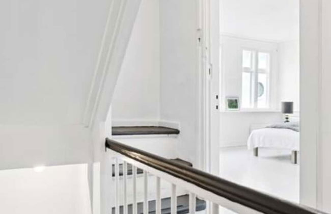 Three-story House Four Rooms - Photo 9