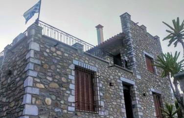 Efterpi's Tower House! εύ τέρπω she who brings joy - Foto 26