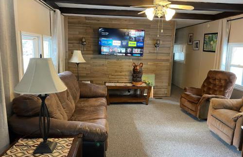 Grandma's Home in the Woods. Yellowstone - Foto 15