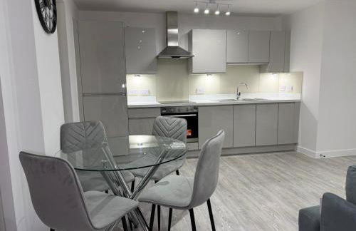 Serenity Waterfront 2 Bed Apartment - Foto 5