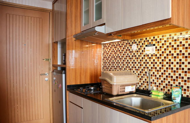 Cozy And Simply Studio At Cinere Bellevue Suites Apartment - Foto 9