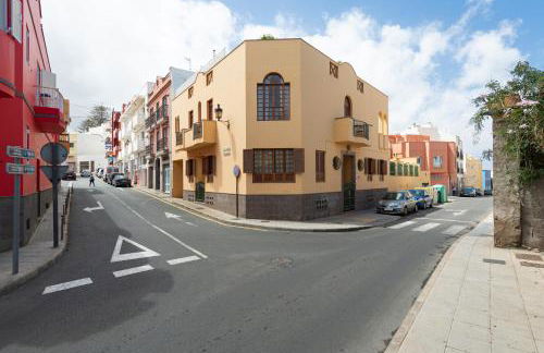 The Yellow House - Solarium - Climatized Pool - Foto 48