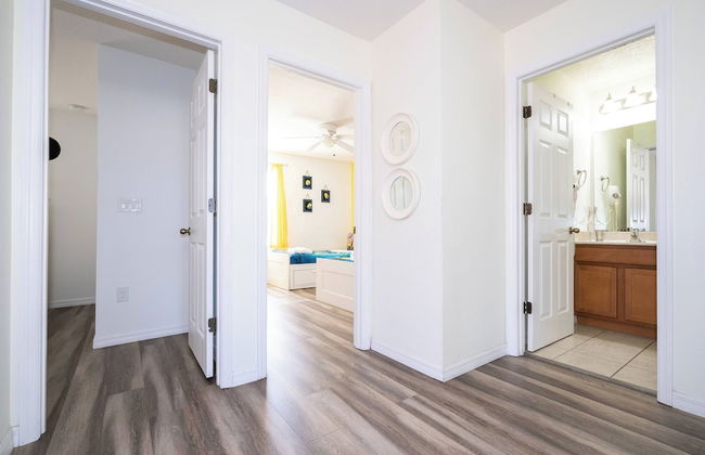 Lake View Home With Private Pool at Bella Vida 91 - Foto 75