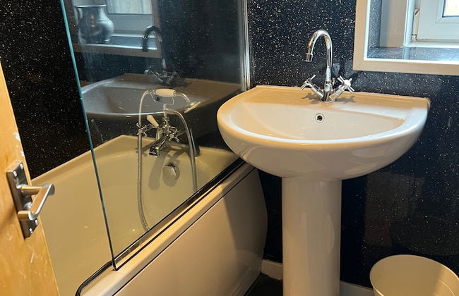 Cozy Gogarstone Cottage in Newbridge - Foto 11