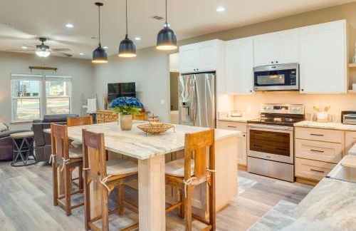 5 Mi to Lake! Home with Boat Parking and Pool Access - Photo 7