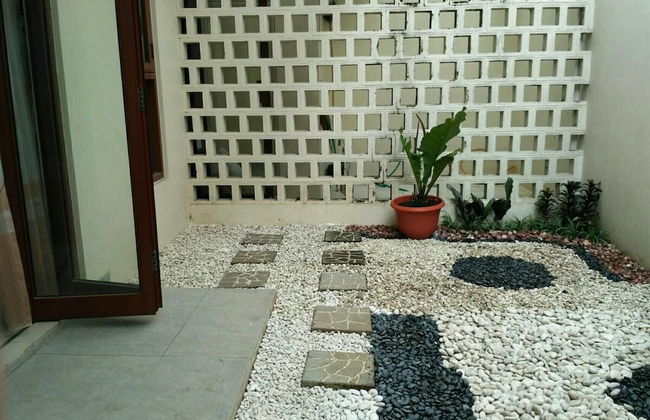 Omah Dixy Family Homestay by FH Stay - Foto 9