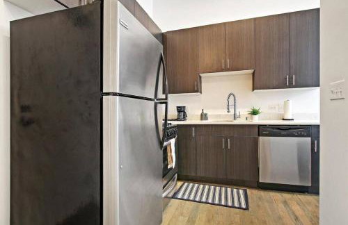 1BR Adorable Apt with In-unit Laundry - Lake 206 rep - Photo 2