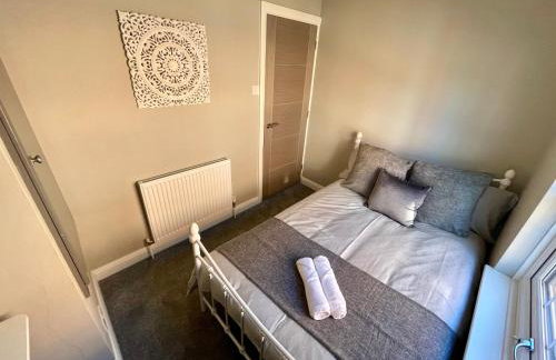 Comfortable 3-BR Home Great Location in Ashby - Foto 13