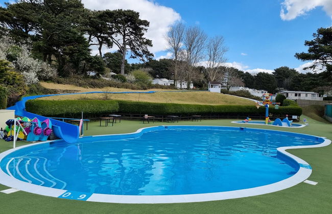 3 Bedroom Caravan, Sleeps 8, at Parkdean Newquay Holiday Park - Foto 18