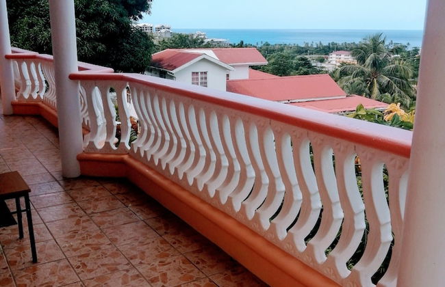 Louislyn Apartments - Photo 45