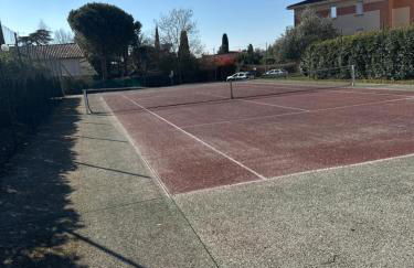 Le cosy Parking gratuit piscine terrain de tennis - Foto 3