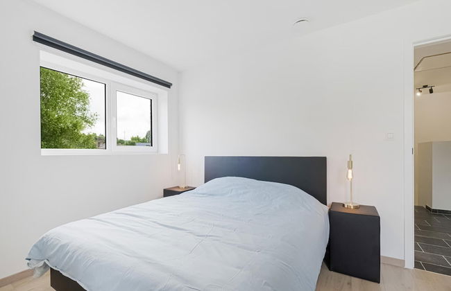 Modern Holiday Home in Ronse With Garden - Photo 7