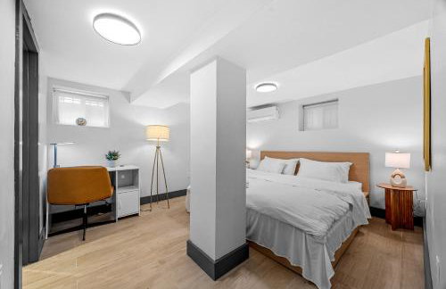 luxury 2 bed 2 bath apt with free parking - Foto 13