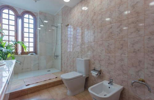 The Yellow House - Solarium - Climatized Pool - Foto 36