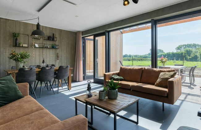 Holiday Home in Vrouwenpolder Near Beach - Photo 6