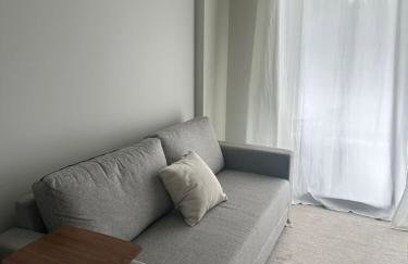 New, Pool, Fast Wi-Fi, Near the airport - Photo 1