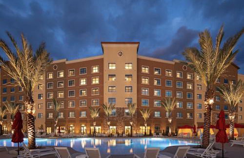 Sleeps 12 - Hot Tub - Pool - Game Room & Fire Pit! - Foto 76