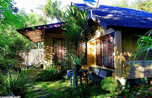 Chalé Pakere Montanha Lumiar - Conforto a mais de 1000 metros de altitude junto a natureza, wifi, piscina, sauna e água de nascente - locação do chalé sem prestação de serviços - Foto 20