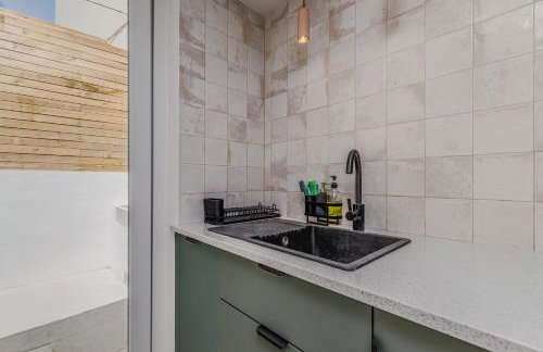 Avenca da Praia - Tiny House 4 Beach & Surf Lisbon Getaway - Photo 13