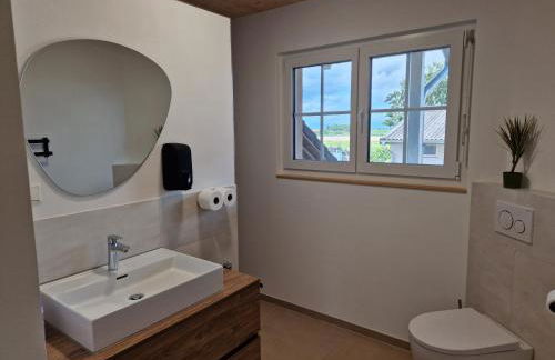 FeWo1 neuwertige, große 110qm FeWo über zwei Etagen mit Balkon im Außenbereich - Foto 26