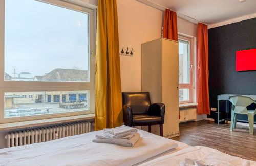 Spacious Flat 2nd Floor near station - Foto 11