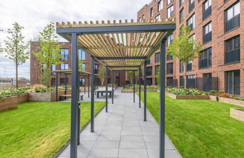 City Centre Deluxe with amazing Garden Terrace - Pass the Keys - Foto 30