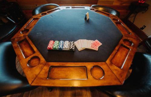 Majestic Home in Hocking wPool Jacuzzi Basketball - Foto 35