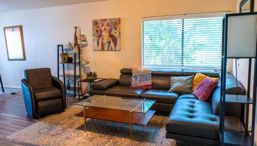 Cute home w/ massage chair and wifi - Foto 2