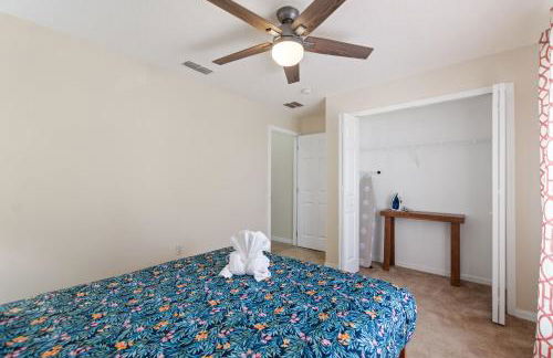 Luxe 3BR 2BA Oasis with Pool & Designer Touches, Disneyland, Legoland - Foto 44