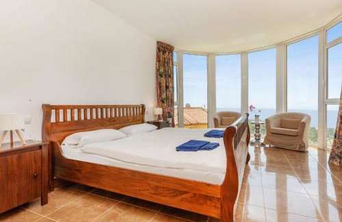 Villa Gaudí by Interhome - Photo 5