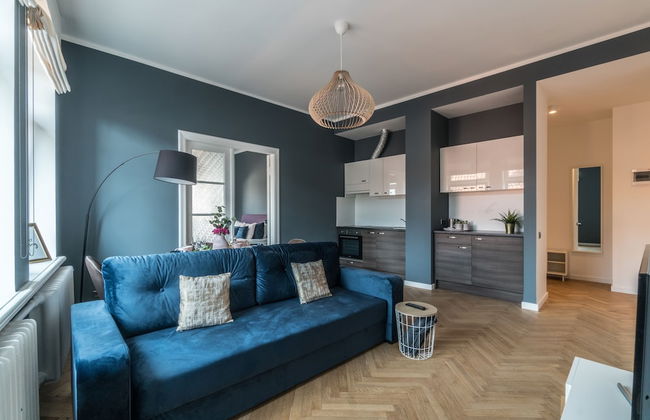 Greystone Suites & Apartments - Photo 25