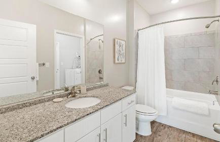 Landing Incredible 2BD Pool Clubhouse - Foto 13