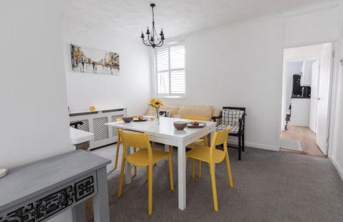 Comfortable Portsmouth home near Southsea beach great for group stays and contractors - Foto 5