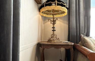 Blueberry Bungalow - Locally Run! Enjoy our PS5! - Foto 4