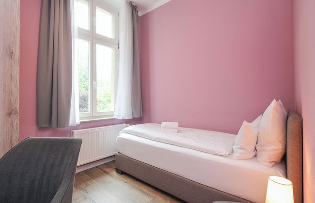 Amaroo Gästehaus Charlottenhof - Photo 18