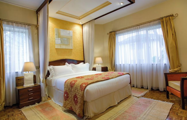 Mimosa Court Apartments - Photo 9