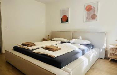 Black Forest City Apartment mit kostenlosem Parkplatz - Foto 2