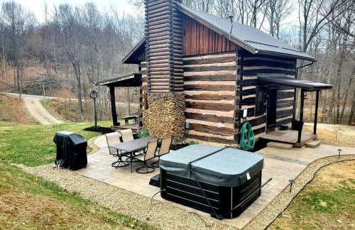 Renovated Cottage with Spa Surrounded by Beautiful Hiking Trails by Tappan Lake in Ohio - Foto 1