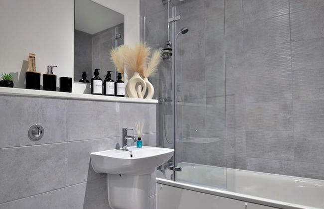 Manchester - 2-bed Apartment - Sleeps 4 - Wifi - Foto 27