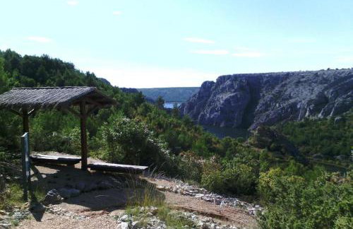 House Kuna - kuća za odmor i opuštanje -NP Krka - Photo 42