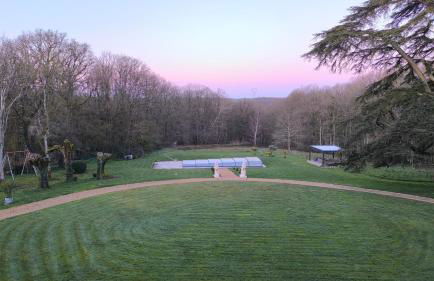 la tour carrée d'un chateau - Foto 2