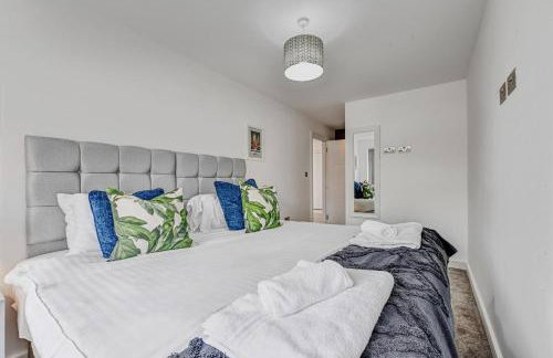 St Martins 2 Bedroom Apartments in Ruislip By 360 Stays - Foto 55