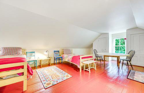 Idyllic Vermont Farmhouse Mtn Views on 200 Acres! - Foto 26