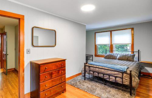 Charming Damascus Retreat with Deck and Creek Views! - Foto 14