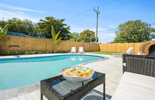 East Coast Oasis- Heated Pool & Park Your Boat! - Foto 19