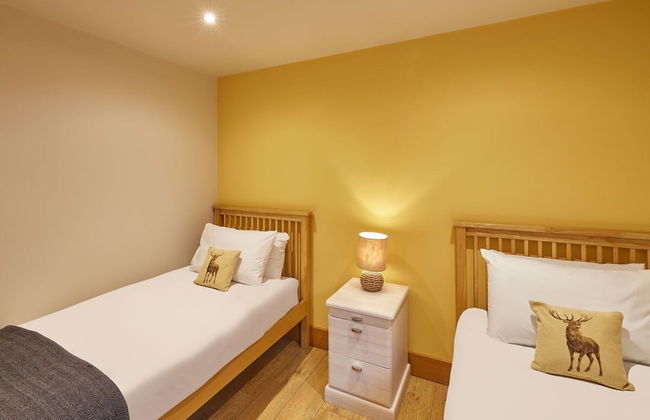 Host Stay Simon Howe Lodge - Photo 6