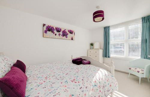 Spire View - New Forest Holiday Home - Photo 17