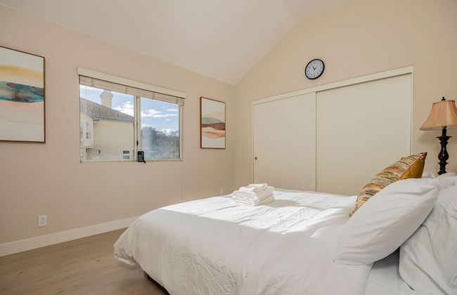 Newly Remodeled Suburban House - Foto 26